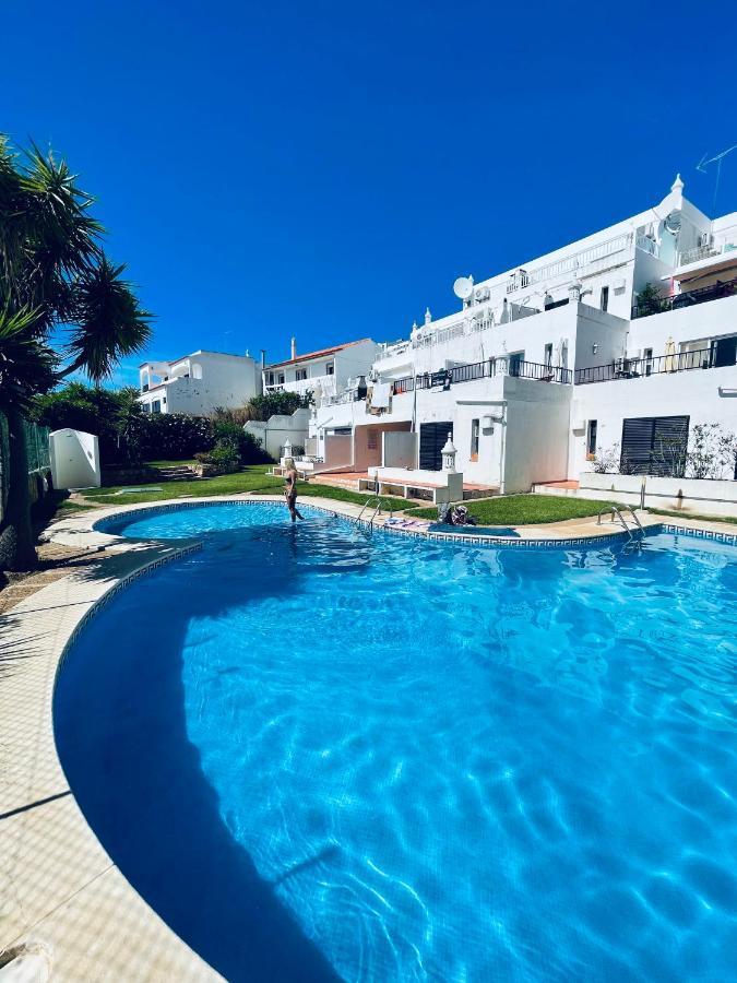 Ocean View Skyline Apartment ‚Hakuna Matata' อัลบูเฟรา ภายนอก รูปภาพ