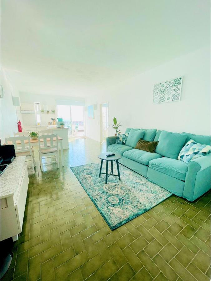 Ocean View Skyline Apartment ‚Hakuna Matata' อัลบูเฟรา ภายนอก รูปภาพ