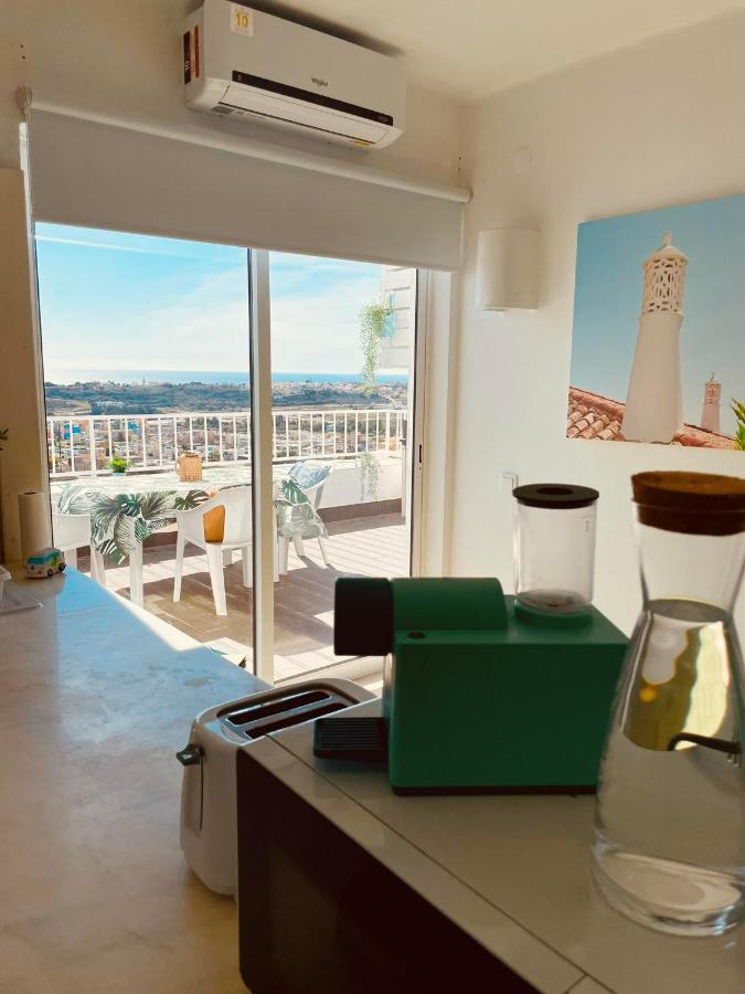 Ocean View Skyline Apartment ‚Hakuna Matata' อัลบูเฟรา ภายนอก รูปภาพ
